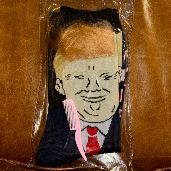 ❤️TRUMP SOCKS❤️ - Picture 2 of 6